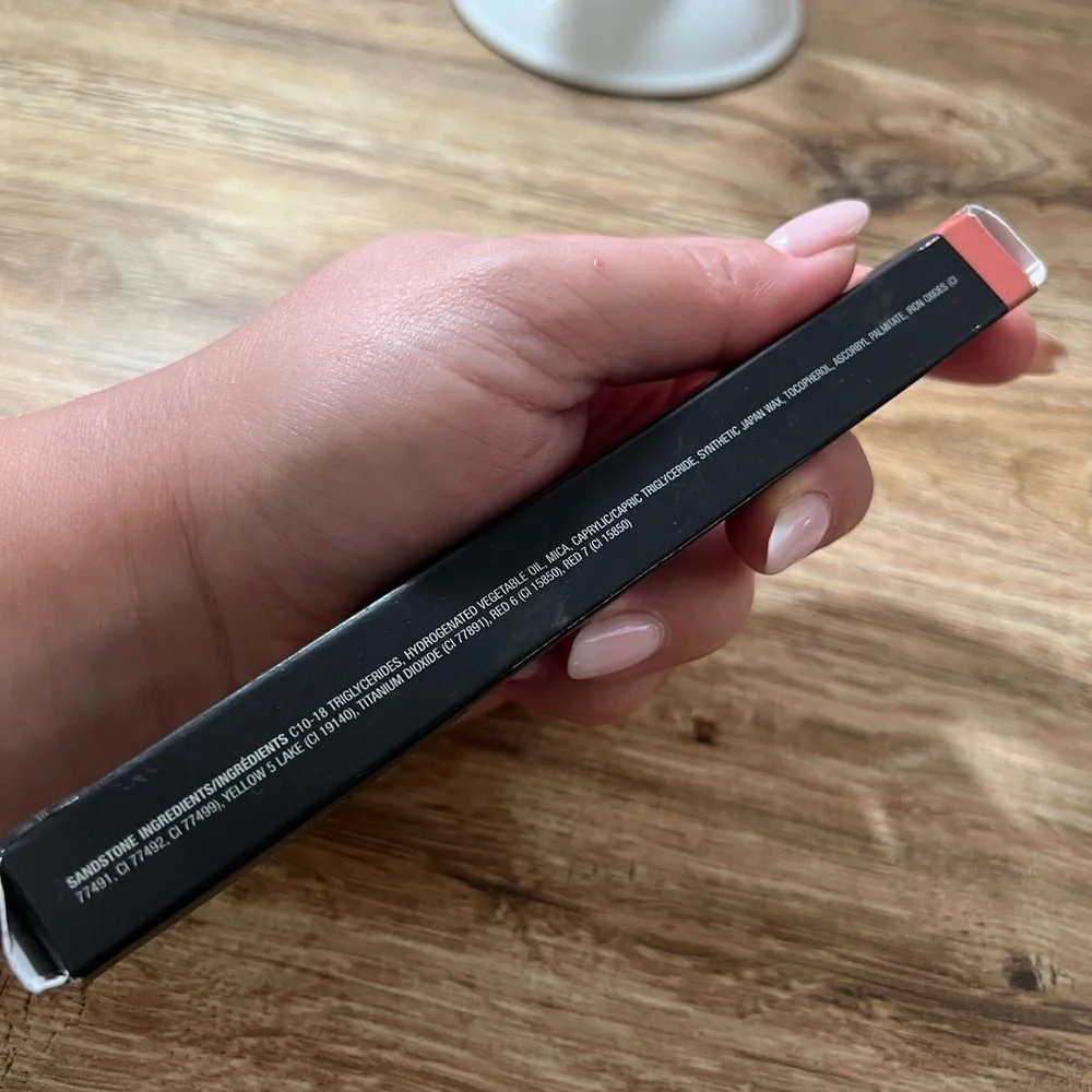 ANASTASIA BEVERLY HILLS • LIP LINER • SANDSTONE